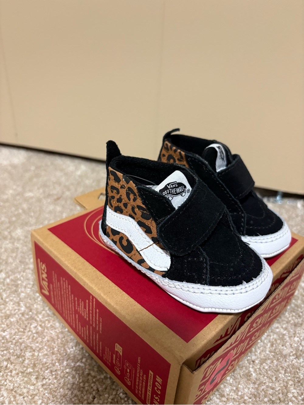 Vans Infant High-Top Leopard Crib Shoe